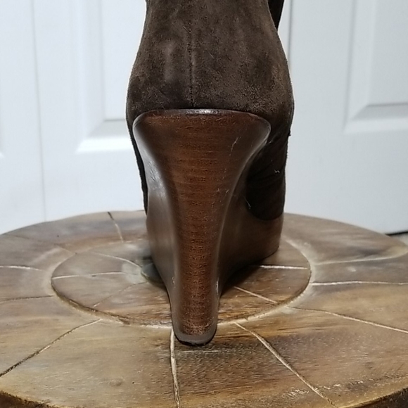 Steve Madden Brown Suede Knee High Boots - Picture 5 of 8